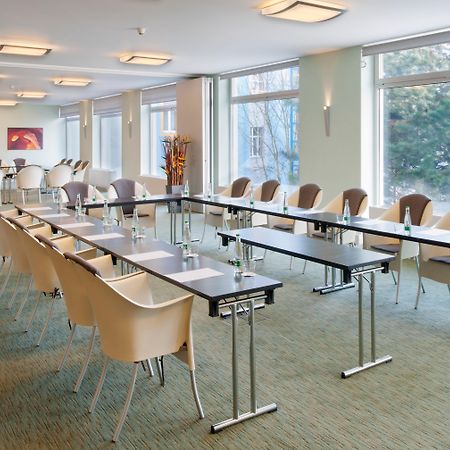 Holiday Inn Prague By Ihg Exterior foto