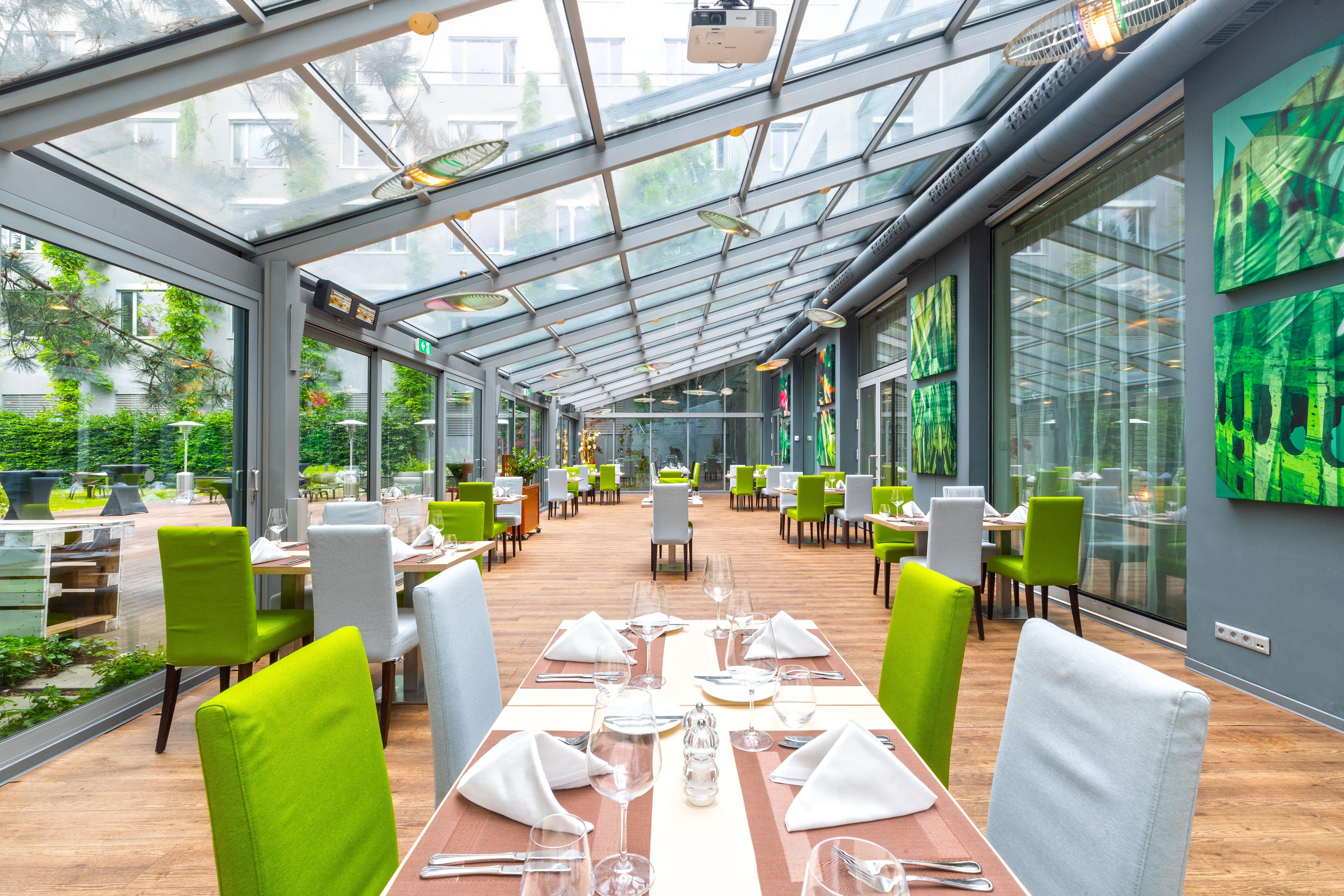Holiday Inn Prague By Ihg Exterior foto