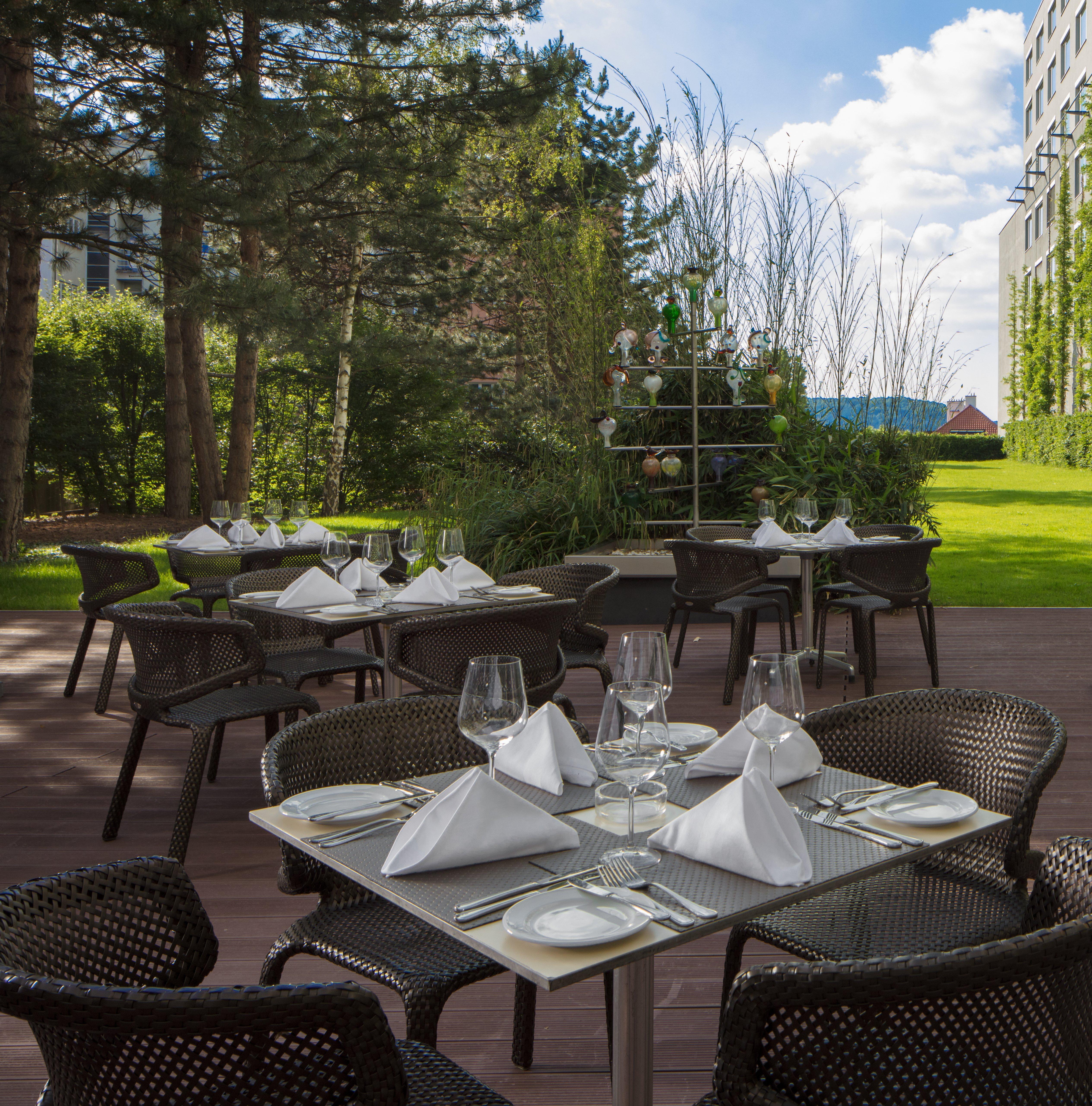 Holiday Inn Prague By Ihg Exterior foto