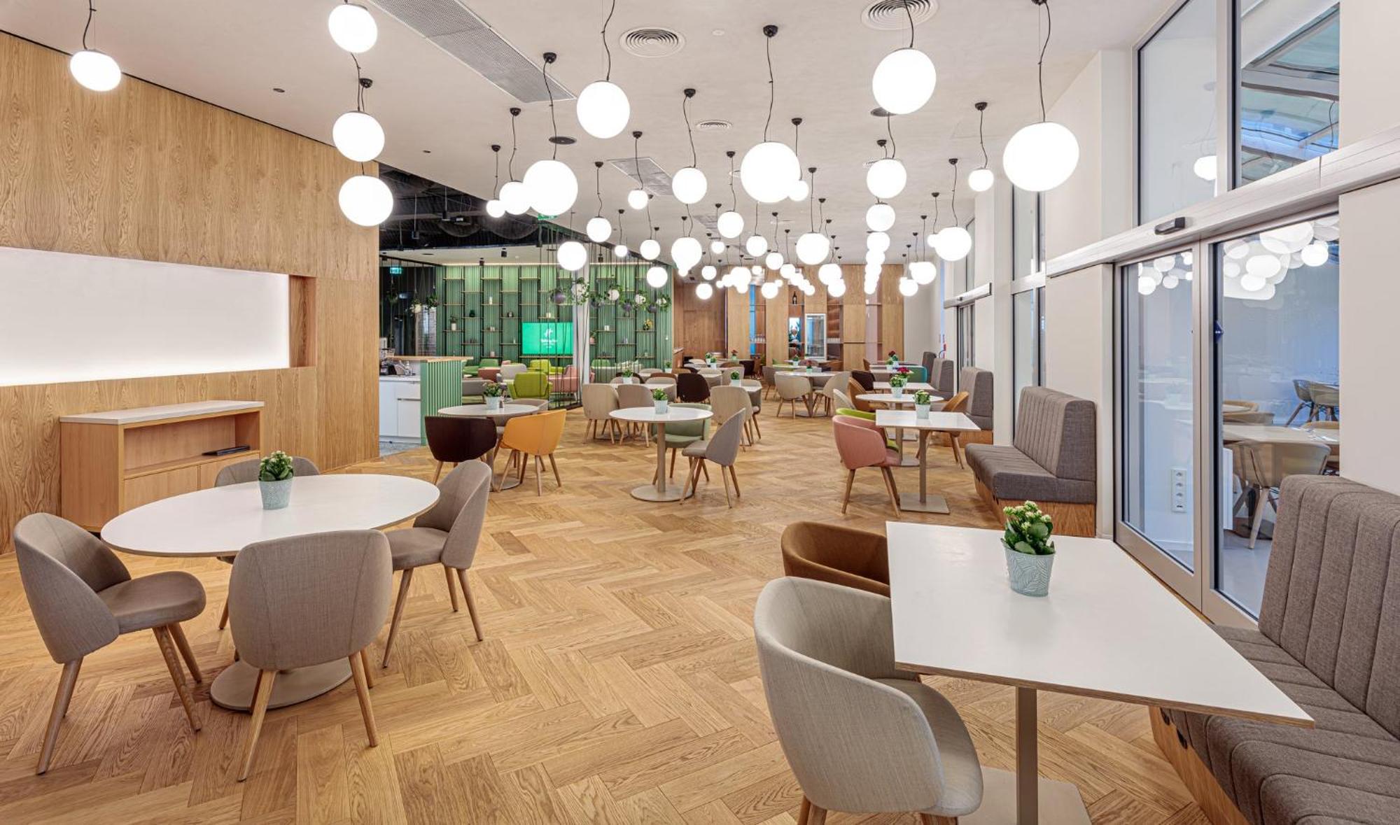 Holiday Inn Prague By Ihg Exterior foto
