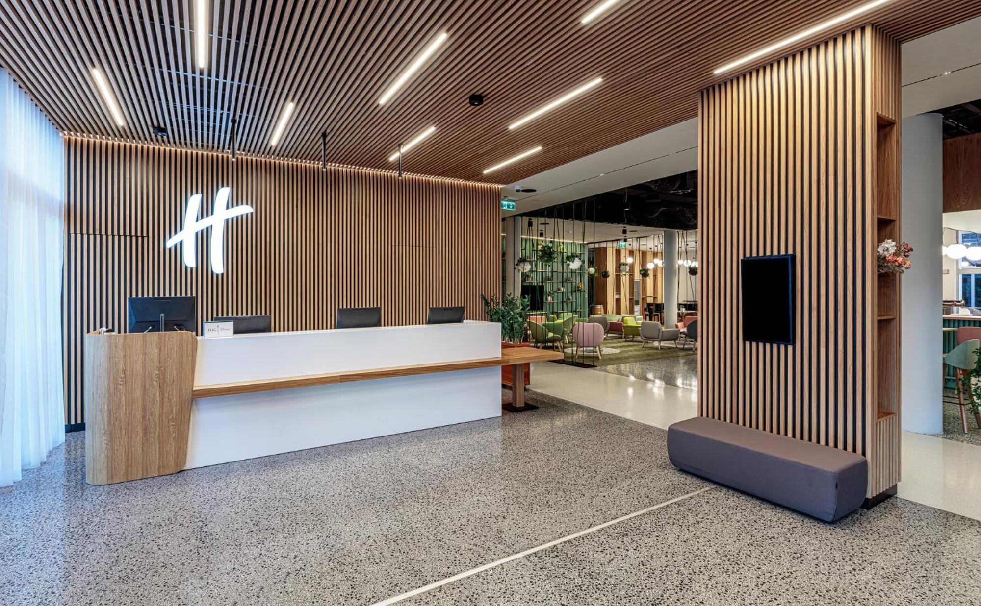 Holiday Inn Prague By Ihg Exterior foto