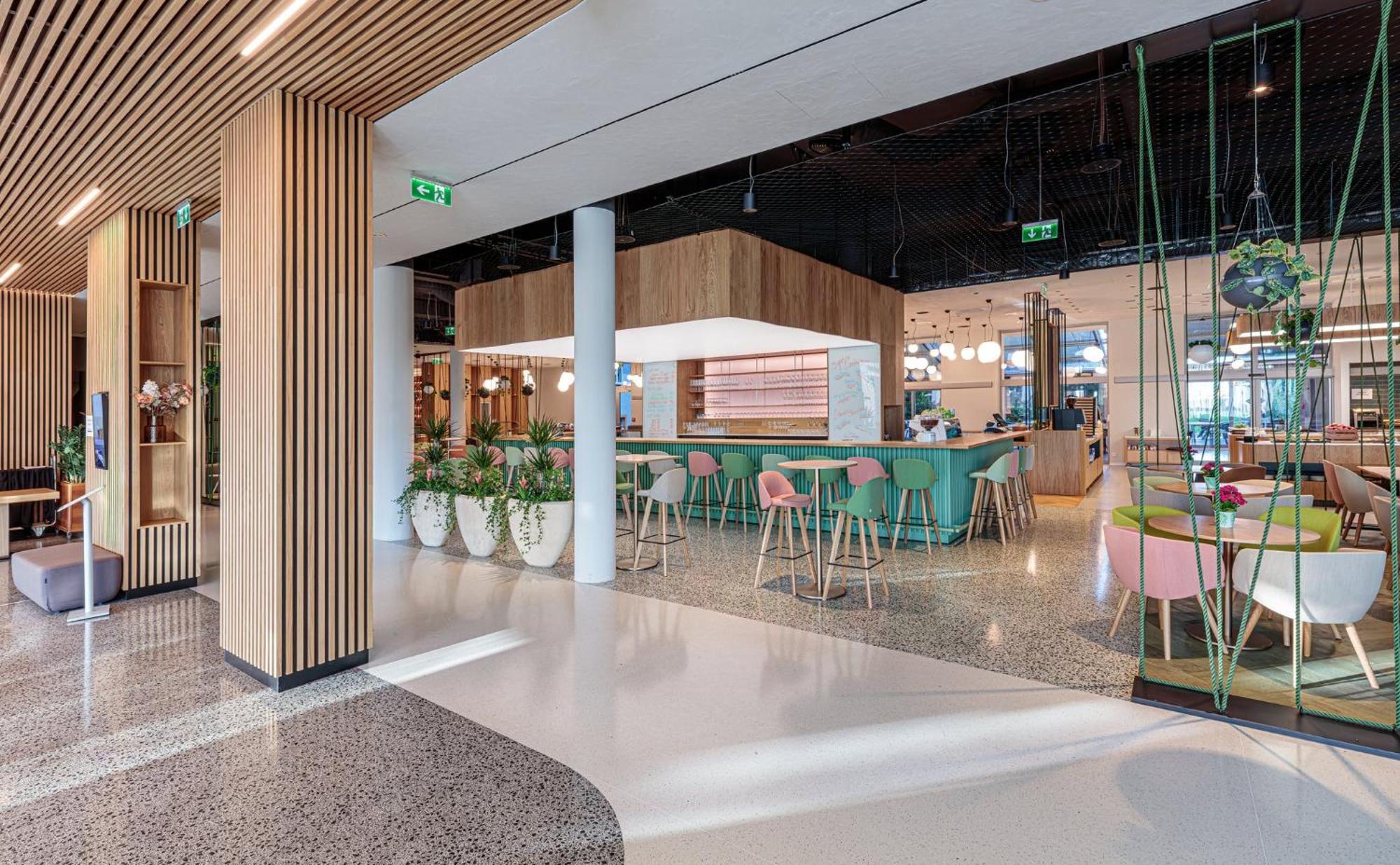 Holiday Inn Prague By Ihg Exterior foto